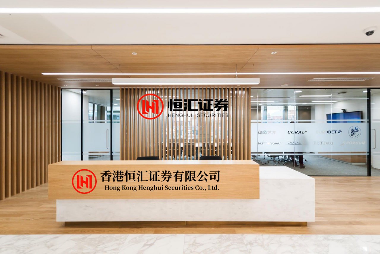 牛融网 伦敦世乒赛倪夏莲吐槽饭太硬 国乒肯定有应对马琳当年绰号马大厨